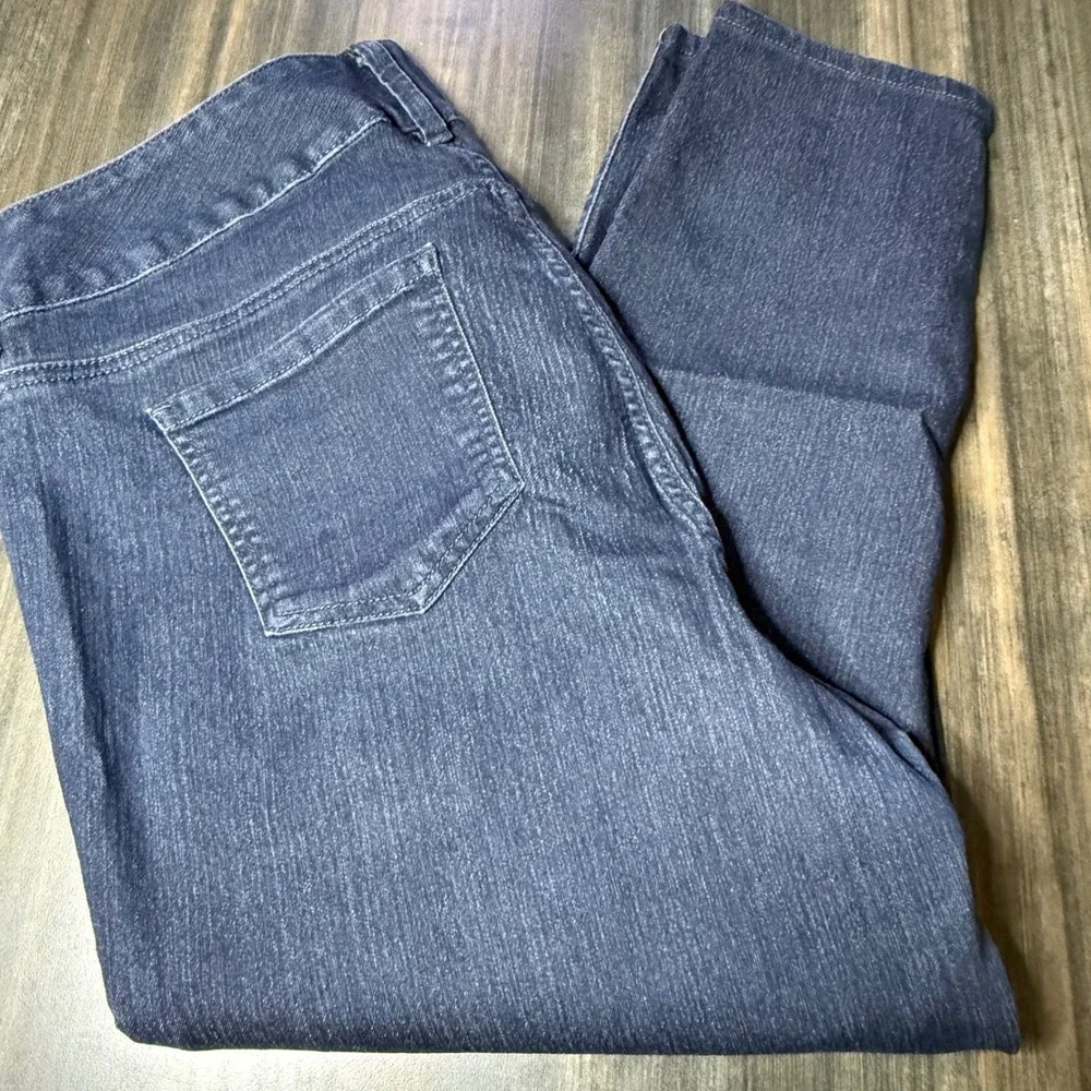 Torrid Feel The Fit Jeggings Super Stretch Cropped Dark Wash Denim‎ Size 18R